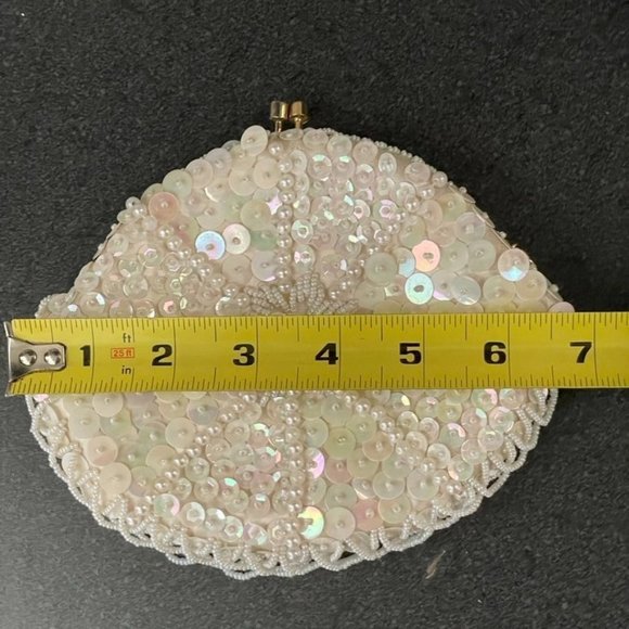 Antique white beaded sequin & pearl evening purse Le Jule - Picture 9 of 16